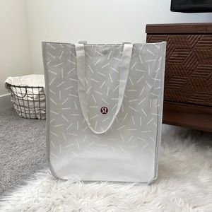 Large Lululemon shopping bag